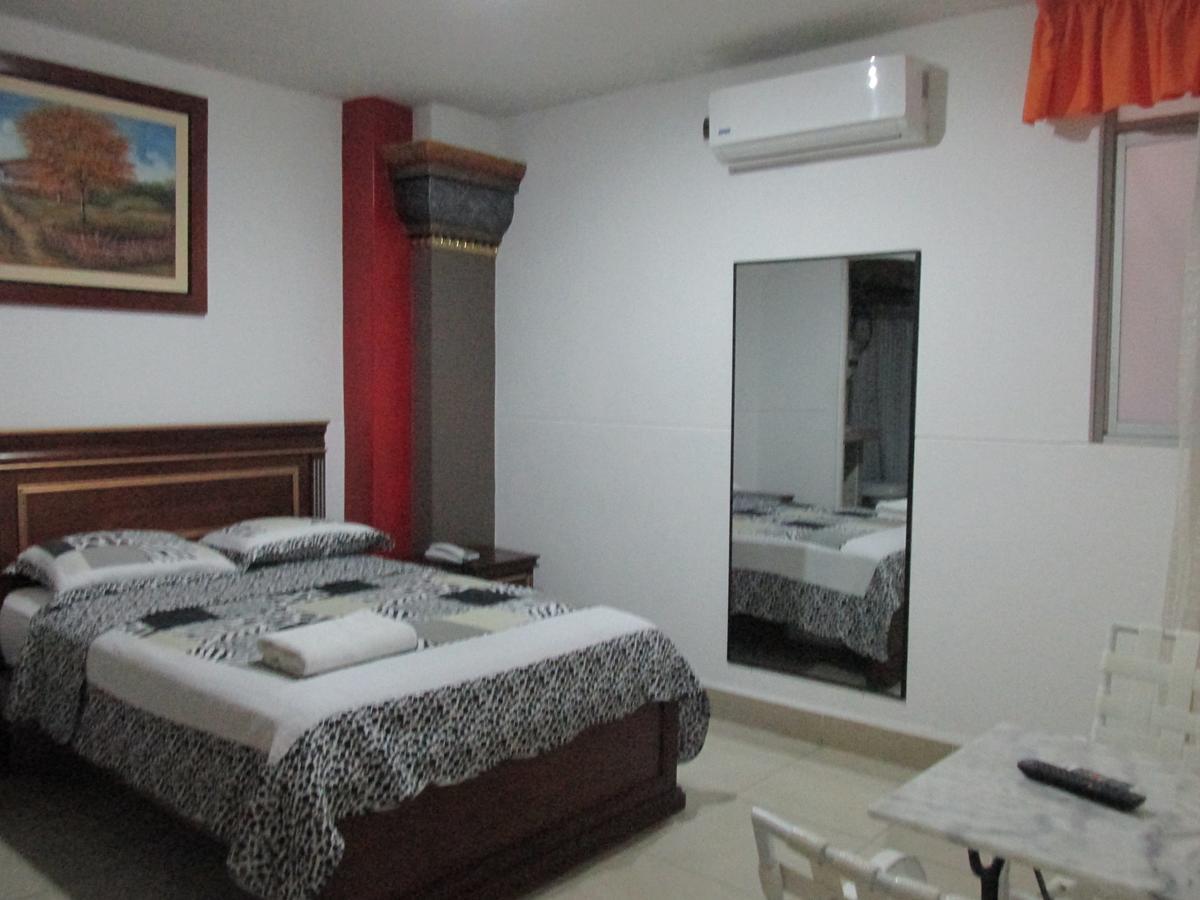 Rizzo Plaza Hotel Tumbes Luaran gambar